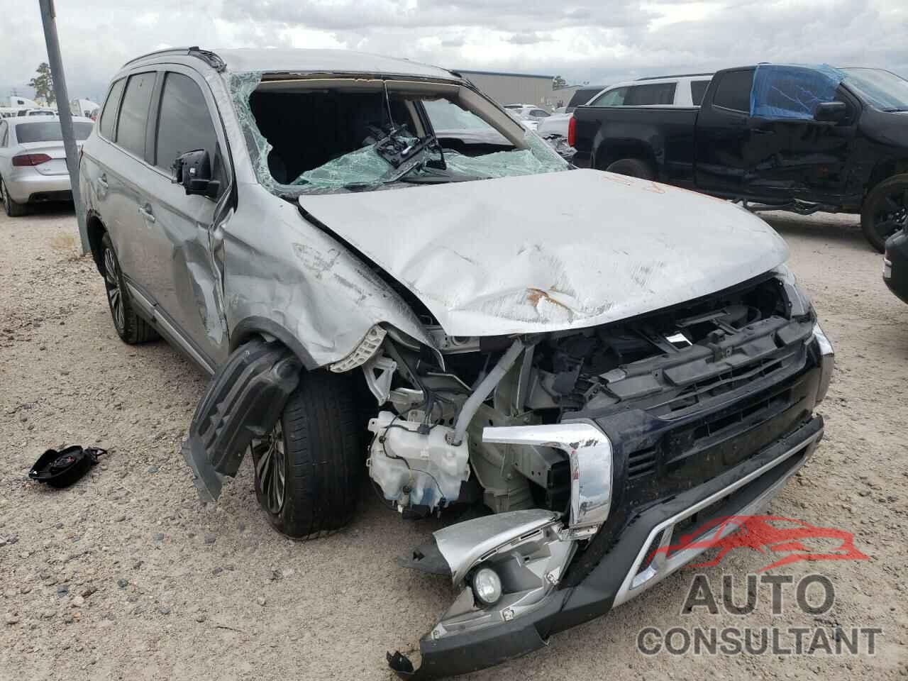 MITSUBISHI OUTLANDER 2020 - JA4AD3A35LZ024971