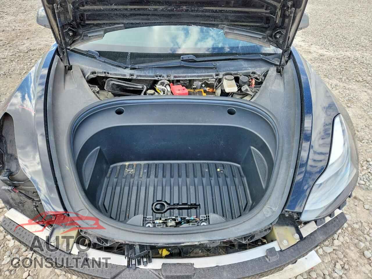 TESLA MODEL 3 2021 - 5YJ3E1EB0MF073245