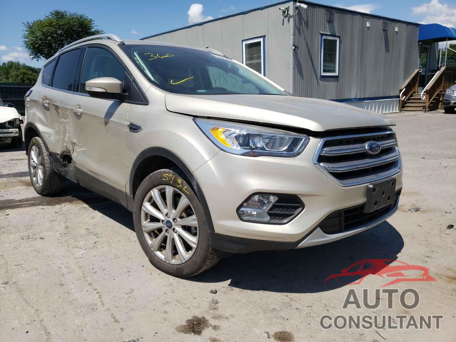 FORD ESCAPE 2017 - 1FMCU9JD3HUC58732