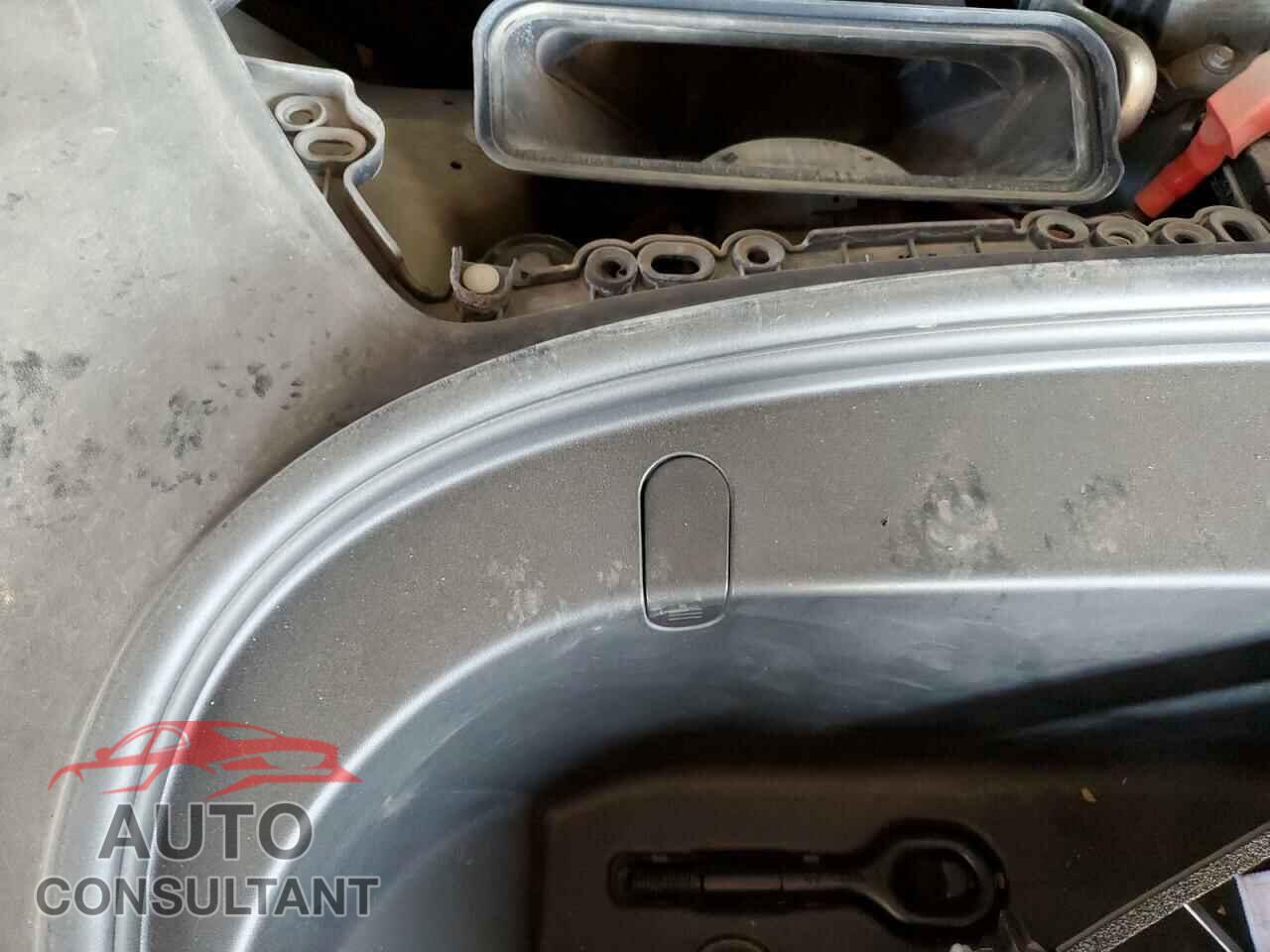 TESLA MODEL 3 2019 - 5YJ3E1EA5KF296952