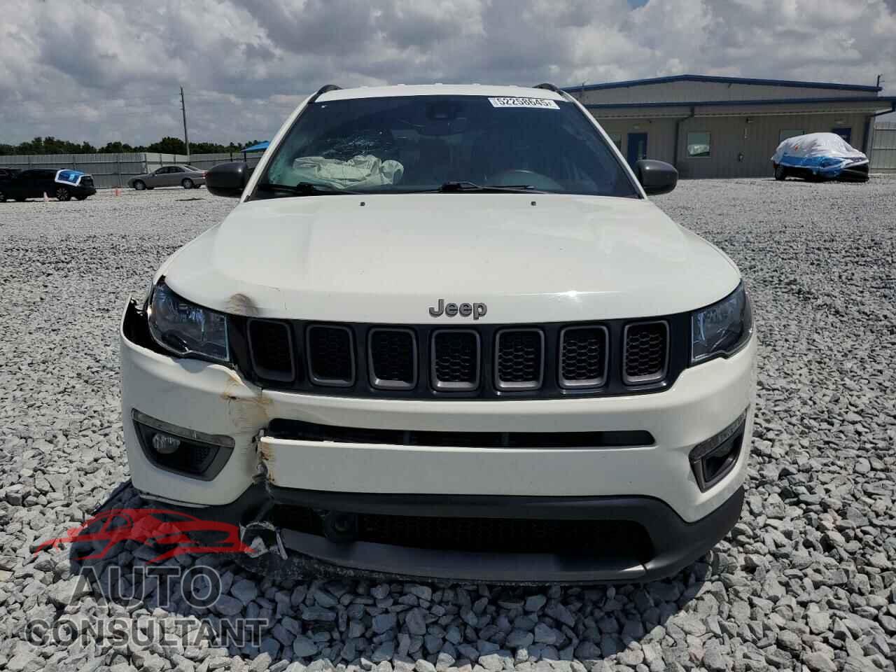 JEEP COMPASS 2021 - 3C4NJCEB4MT604075