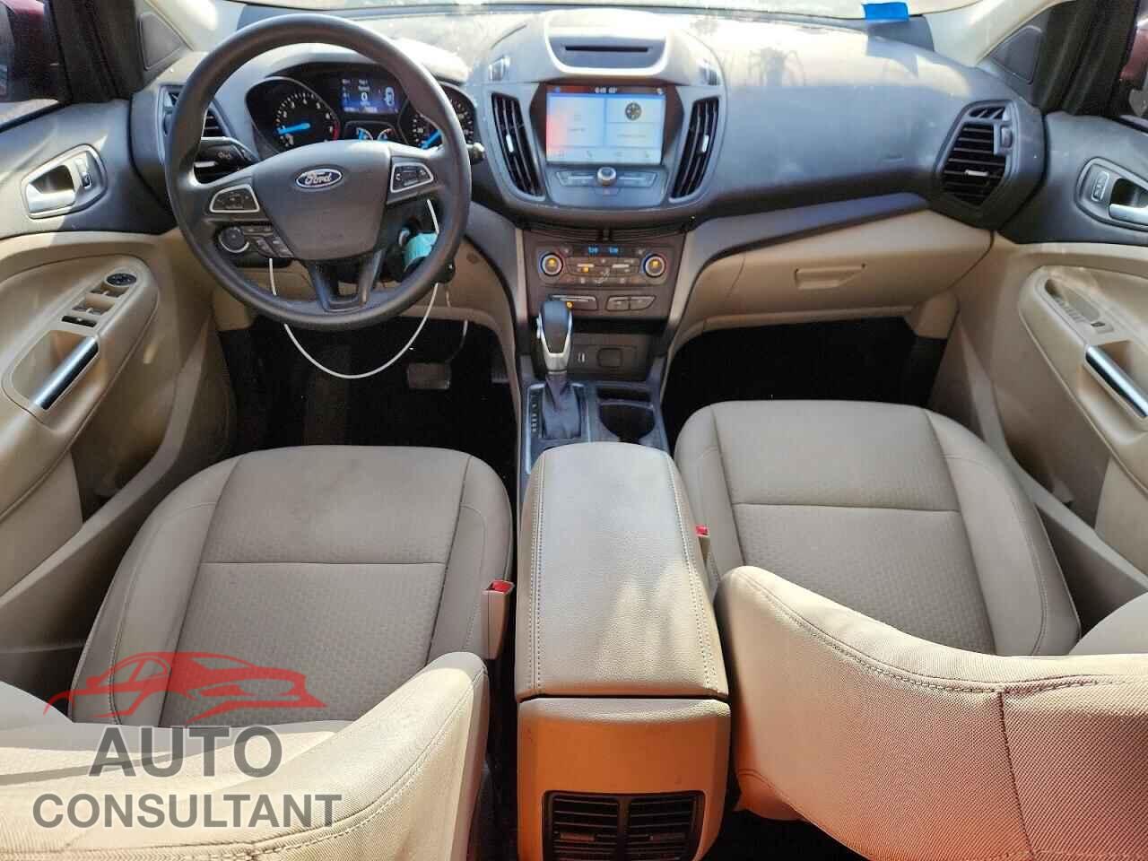FORD ESCAPE 2018 - 1FMCU9GD4JUD29241