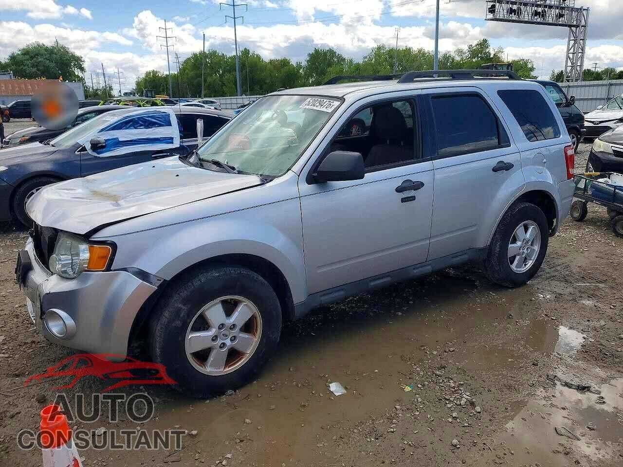 FORD ESCAPE 2011 - 1FMCU0D74BKB22453