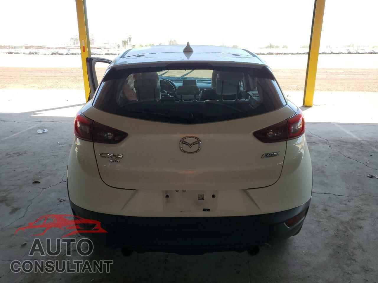 MAZDA CX-3 2017 - JM1DKFD78H0158040
