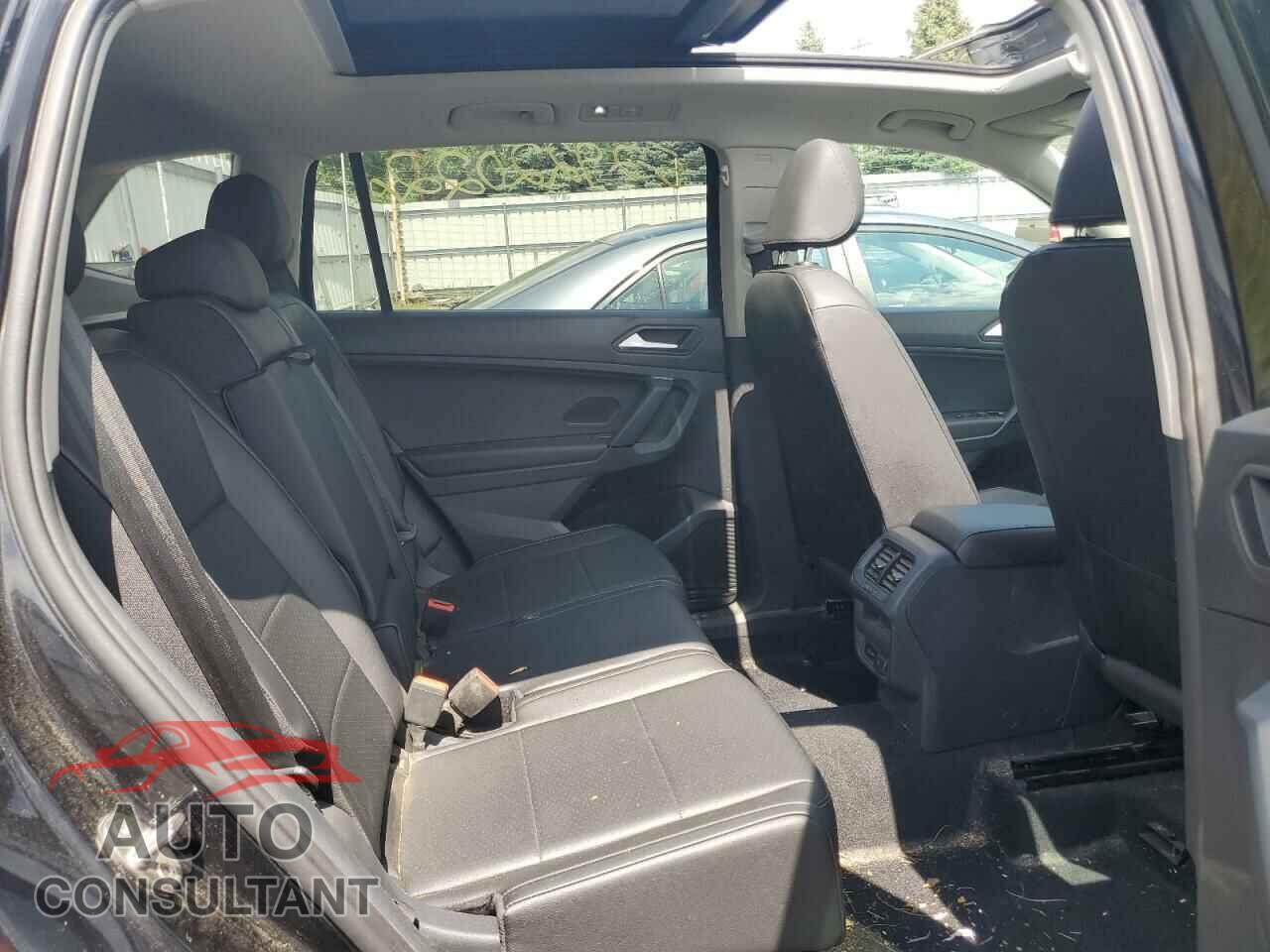 VOLKSWAGEN TIGUAN 2019 - 3VV2B7AX4KM150623