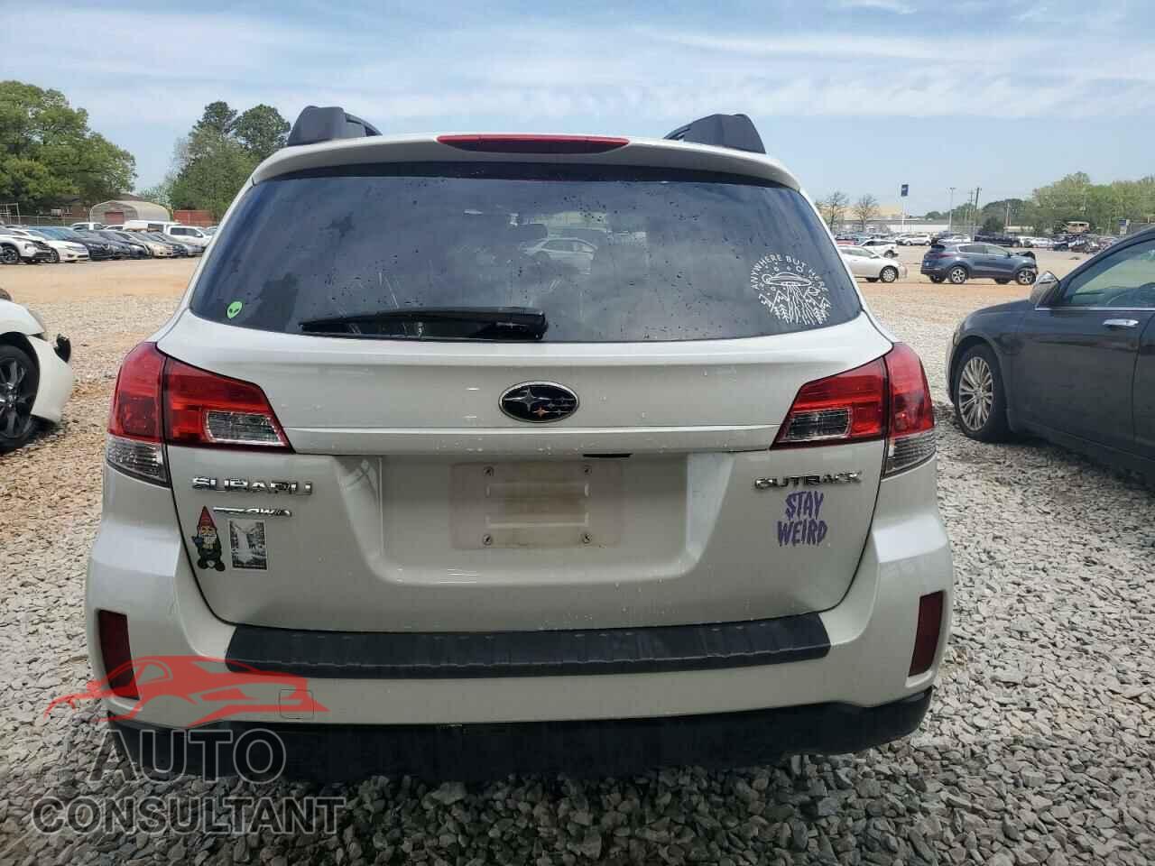 SUBARU OUTBACK 2011 - 4S4BRBCC3B3312083