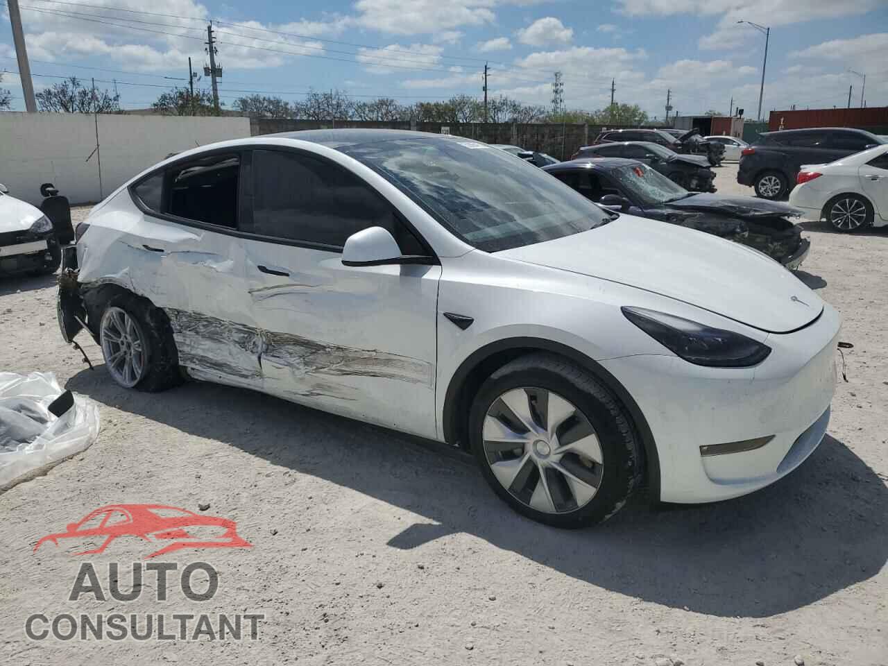 TESLA MODEL Y 2023 - 7SAYGDEE2PF604318