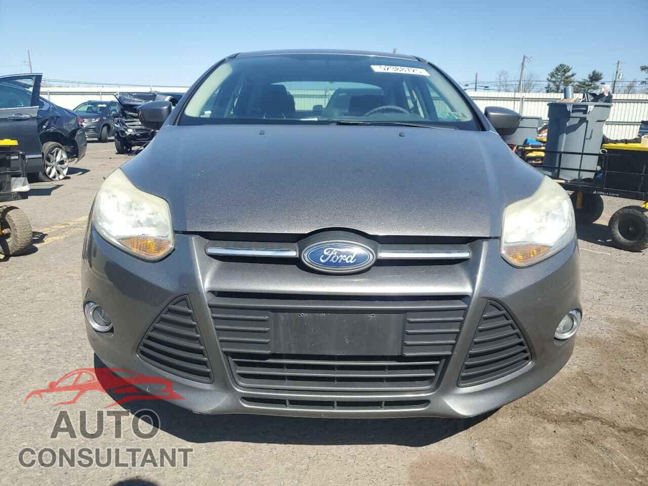 FORD FOCUS 2012 - 1FAHP3F28CL327411