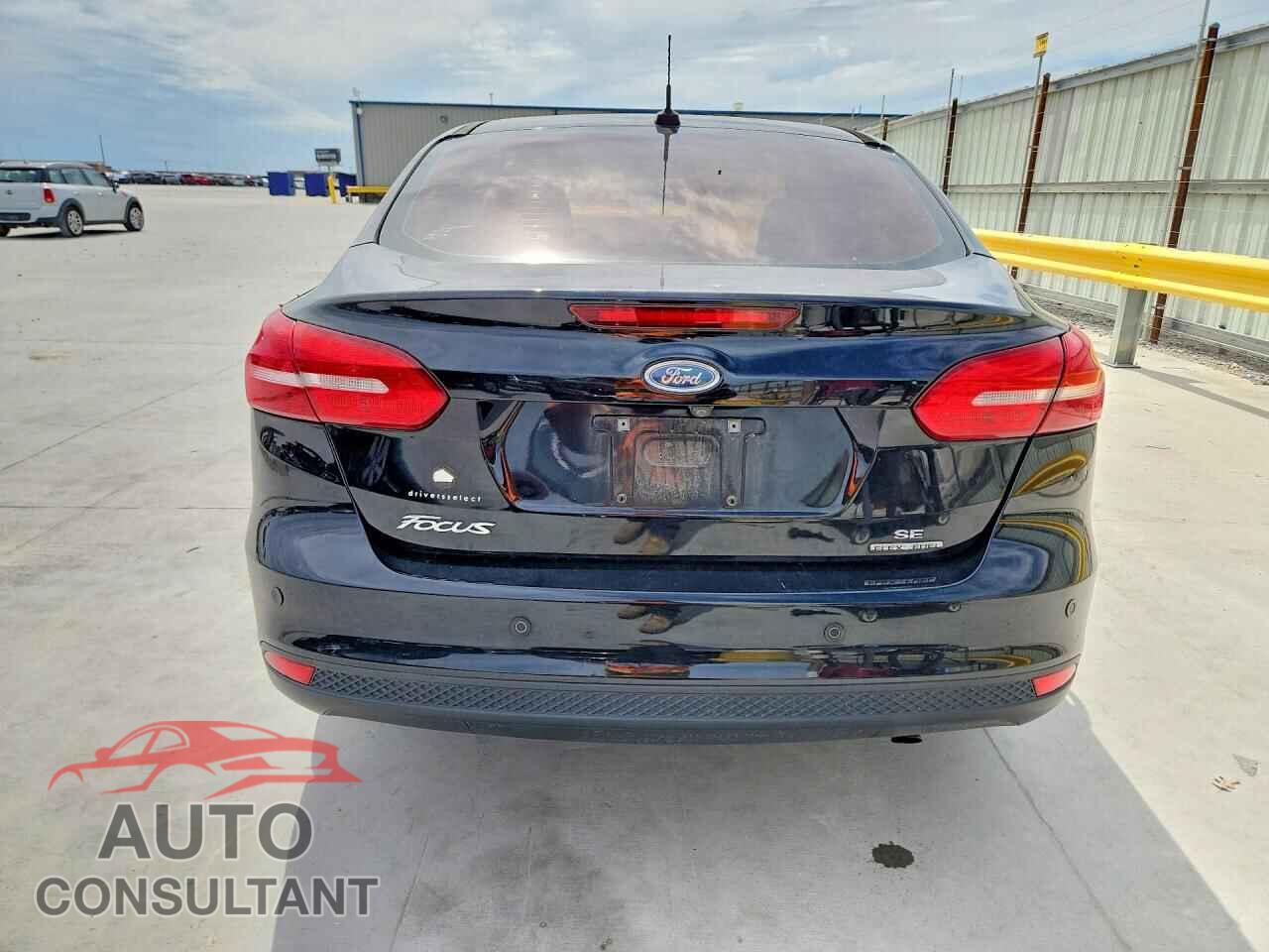 FORD FOCUS 2016 - 1FADP3F24GL220165