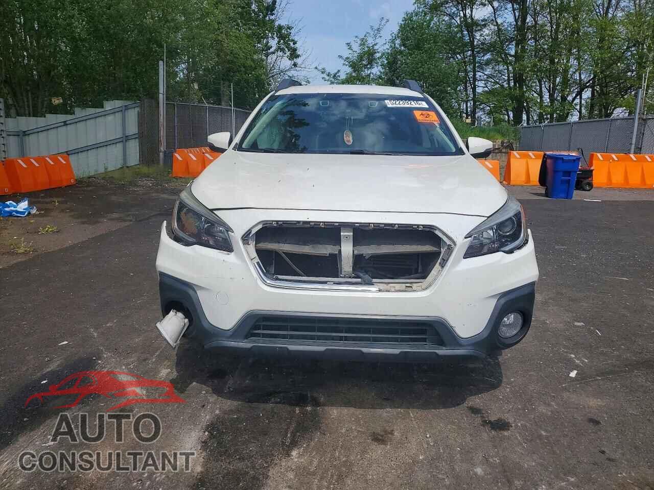 SUBARU OUTBACK 2018 - 4S4BSAFC9J3385001