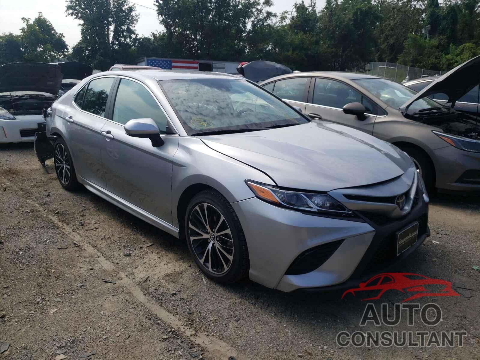 TOYOTA CAMRY 2019 - 4T1B11HK1KU743372