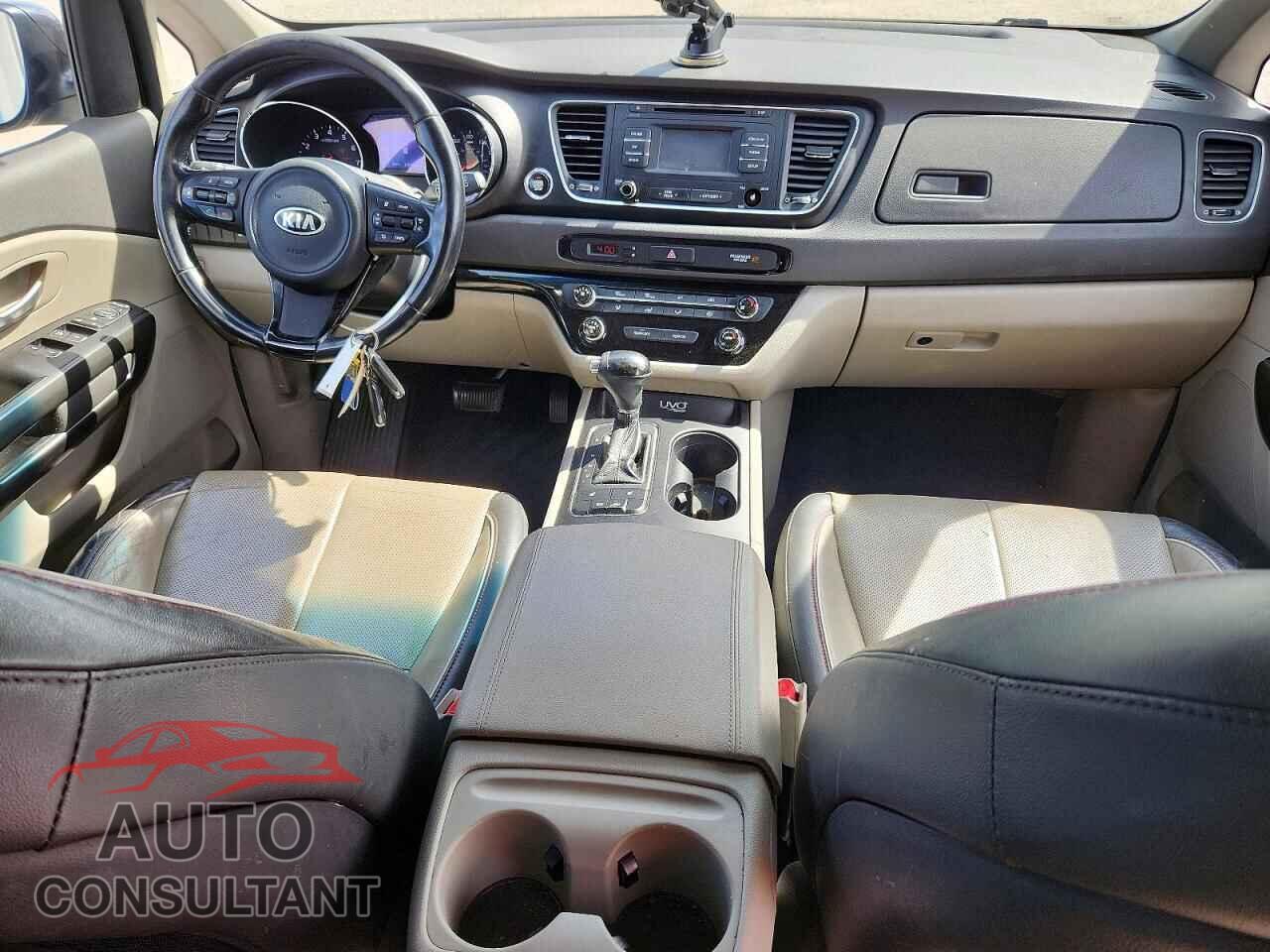 KIA SEDONA 2017 - KNDMB5C19H6238712