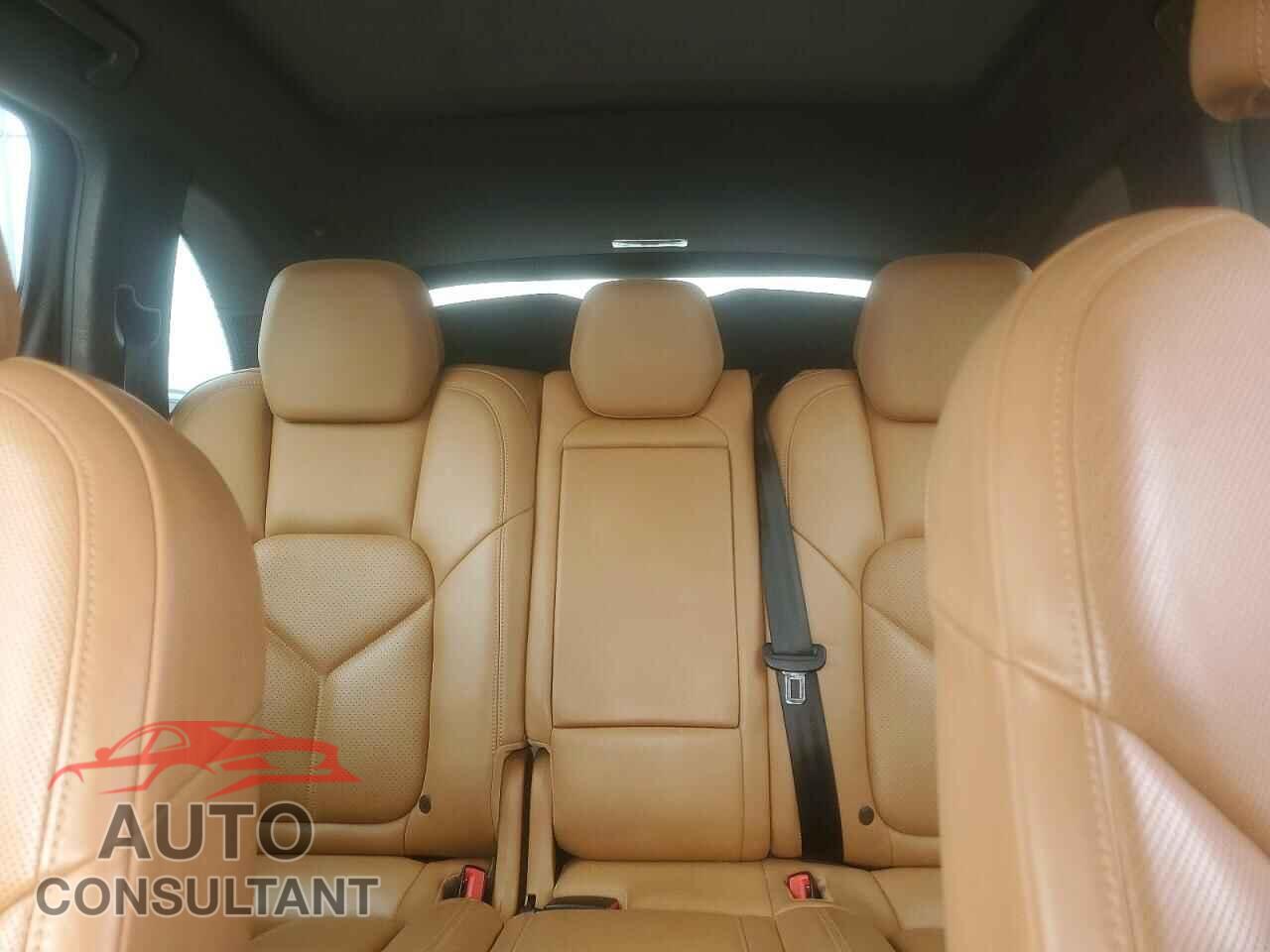 PORSCHE CAYENNE 2015 - WP1AB2A27FLA61149