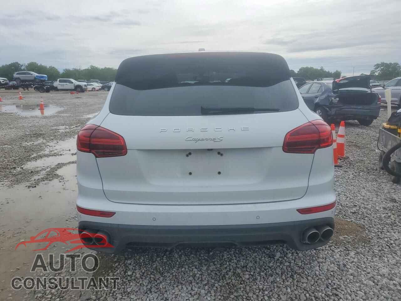 PORSCHE CAYENNE 2015 - WP1AB2A27FLA61149