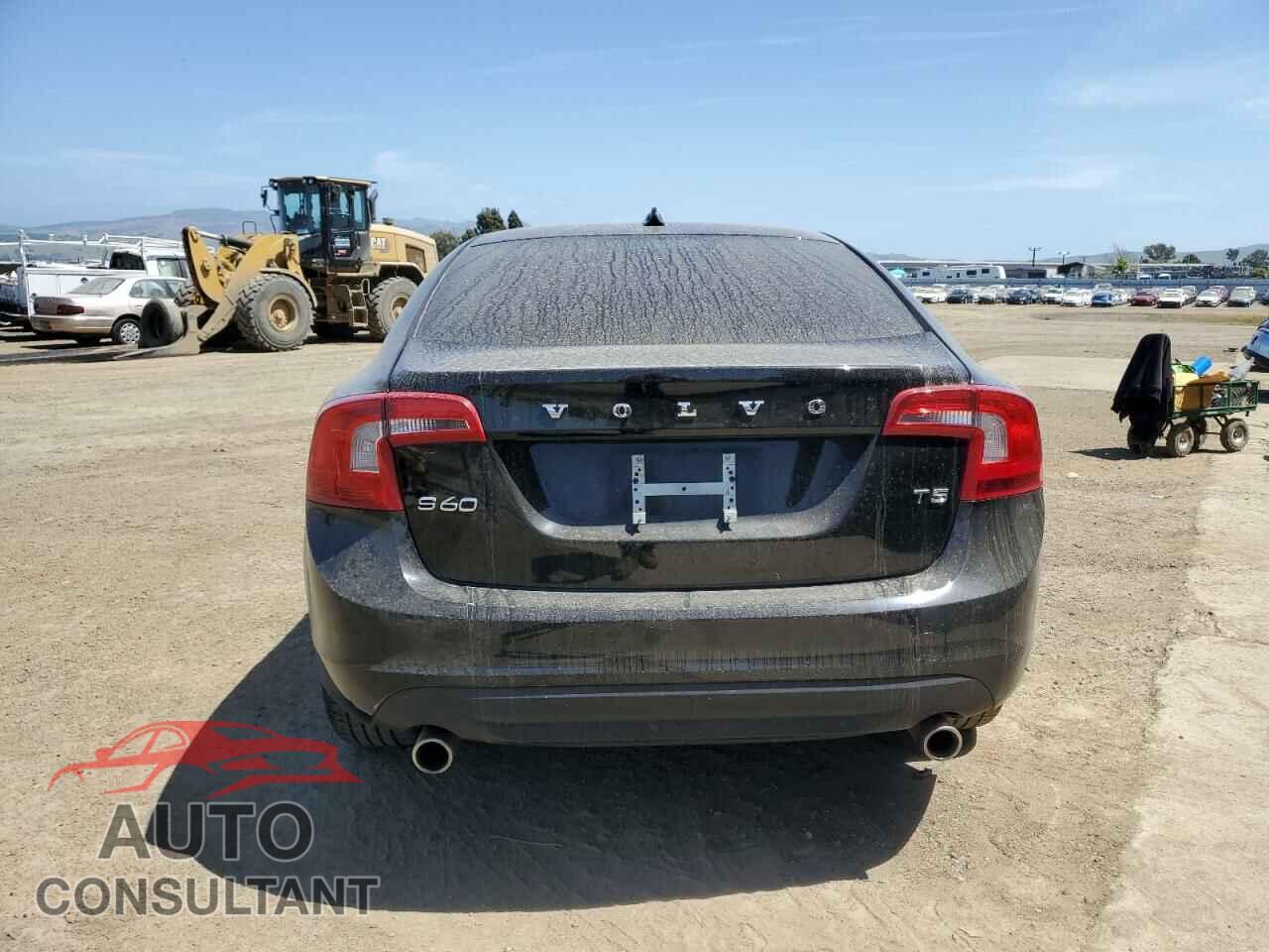 VOLVO S60 2013 - YV1612FS8D2211401