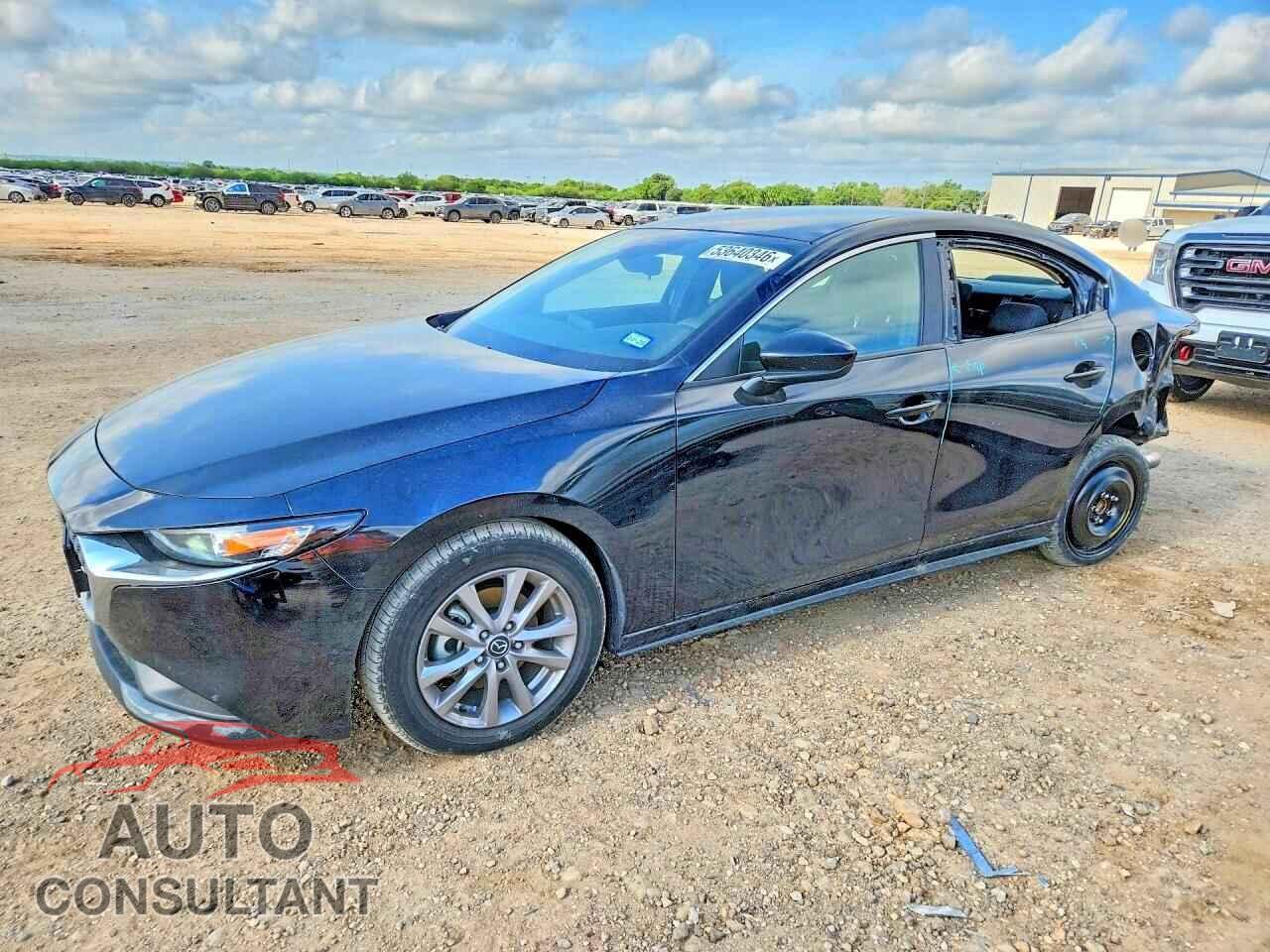 MAZDA 3 2019 - 3MZBPABL7KM110431