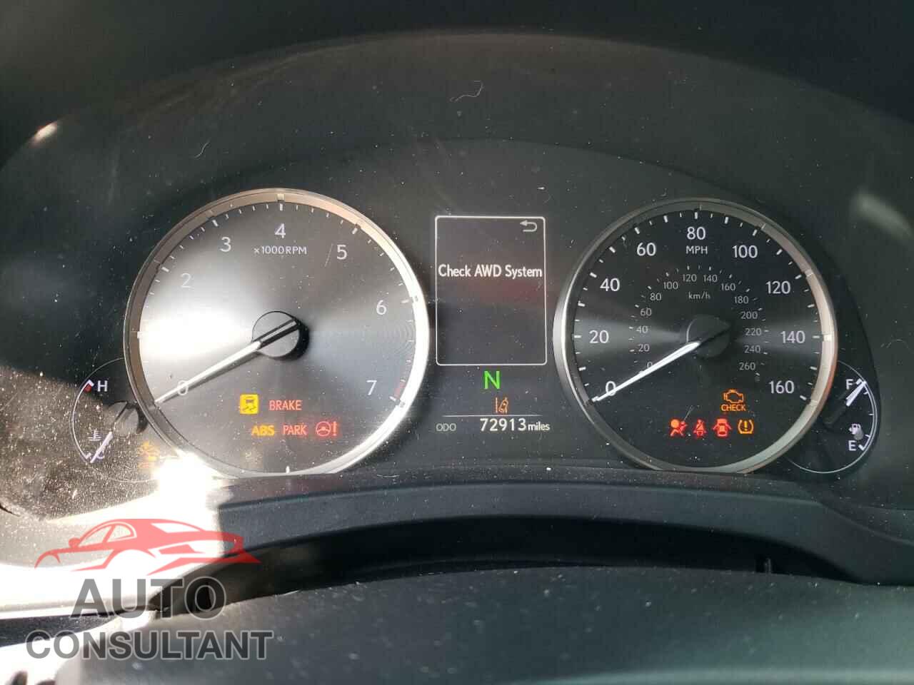 LEXUS IS 2019 - JTHC81D29K5034255