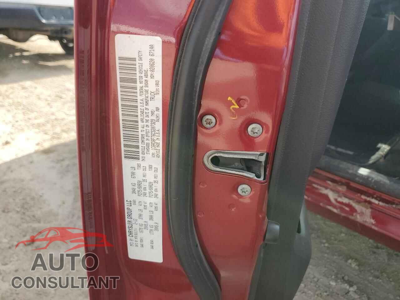 DODGE RAM 1500 2012 - 1C6RD6FT6CS207329