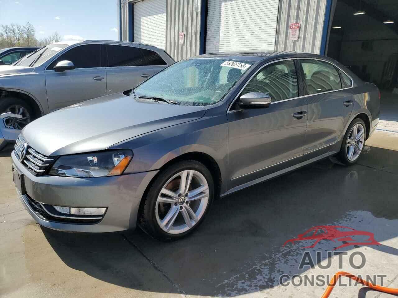 VOLKSWAGEN PASSAT 2014 - 1VWBN7A31EC109260