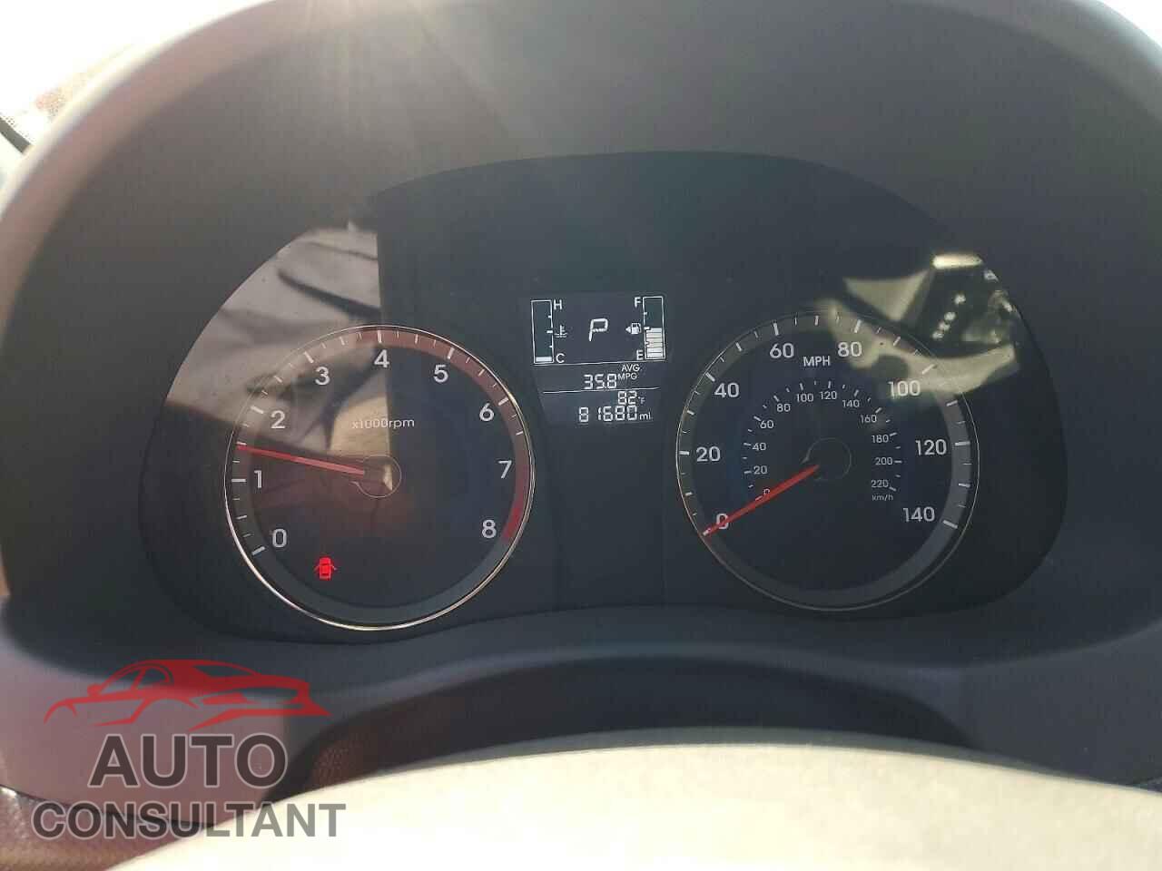 HYUNDAI ACCENT 2017 - KMHCU5AEXHU335565