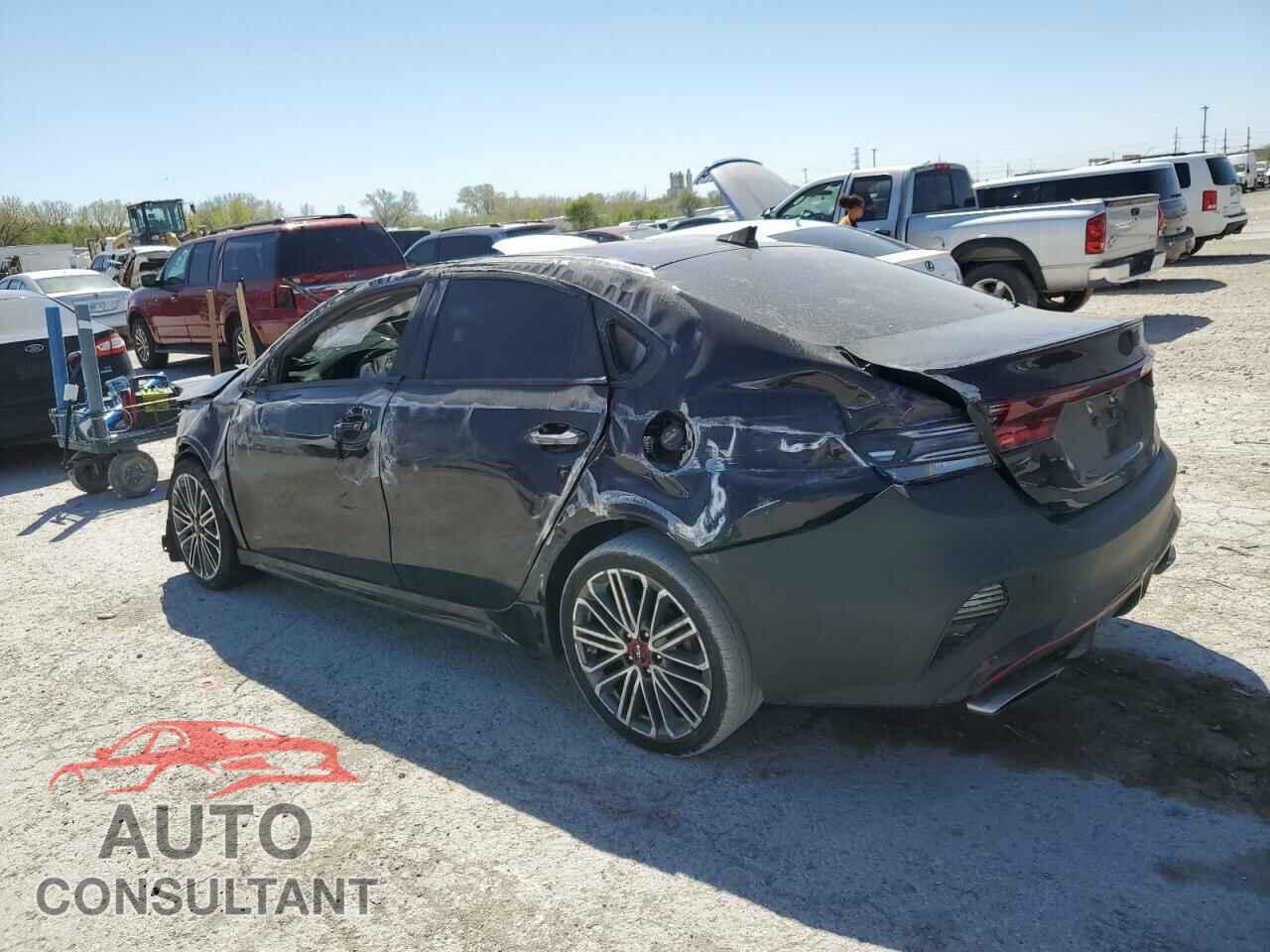 KIA FORTE 2022 - 3KPF44AC8NE483041