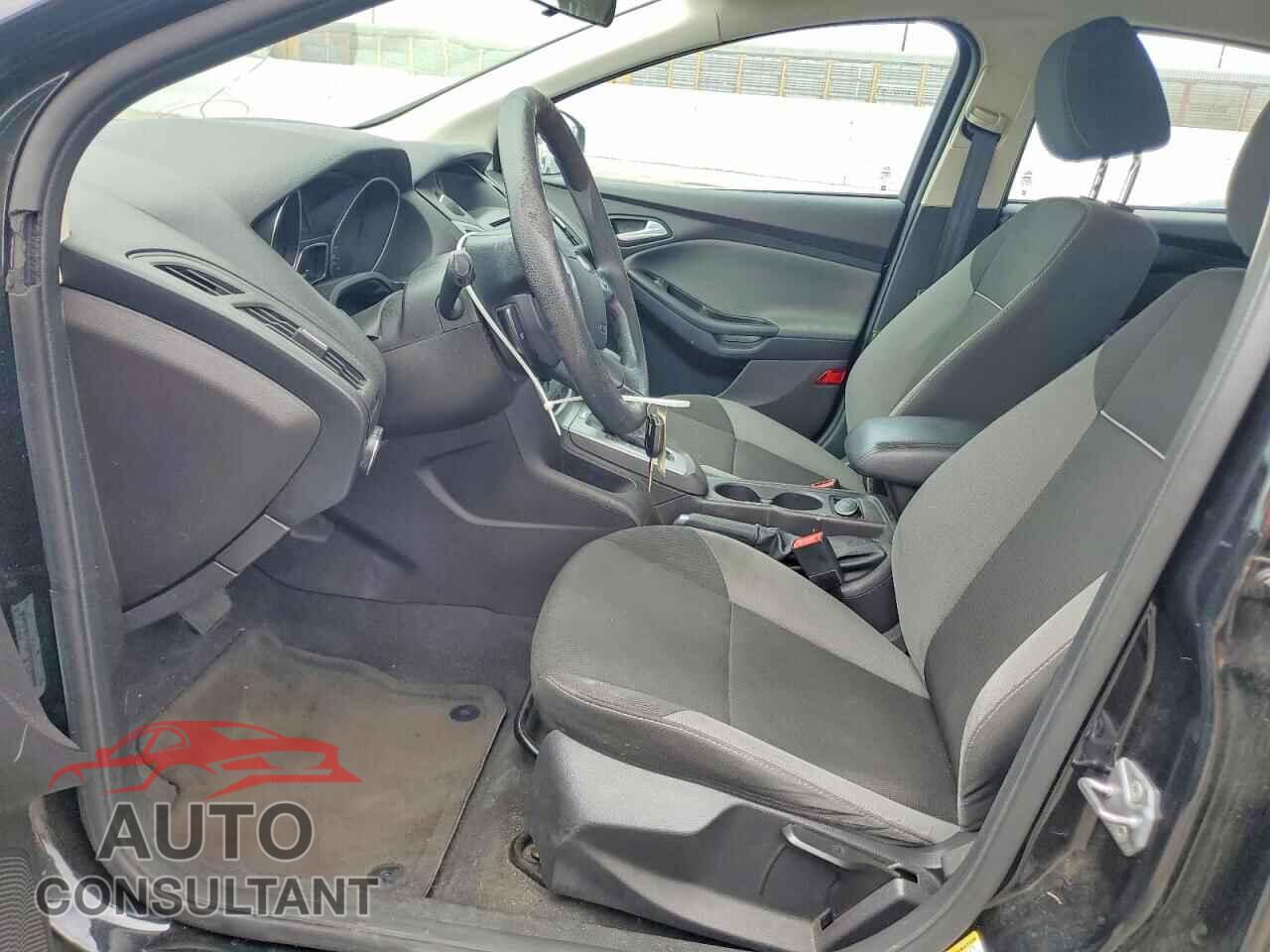 FORD FOCUS 2014 - 1FADP3F28EL219162