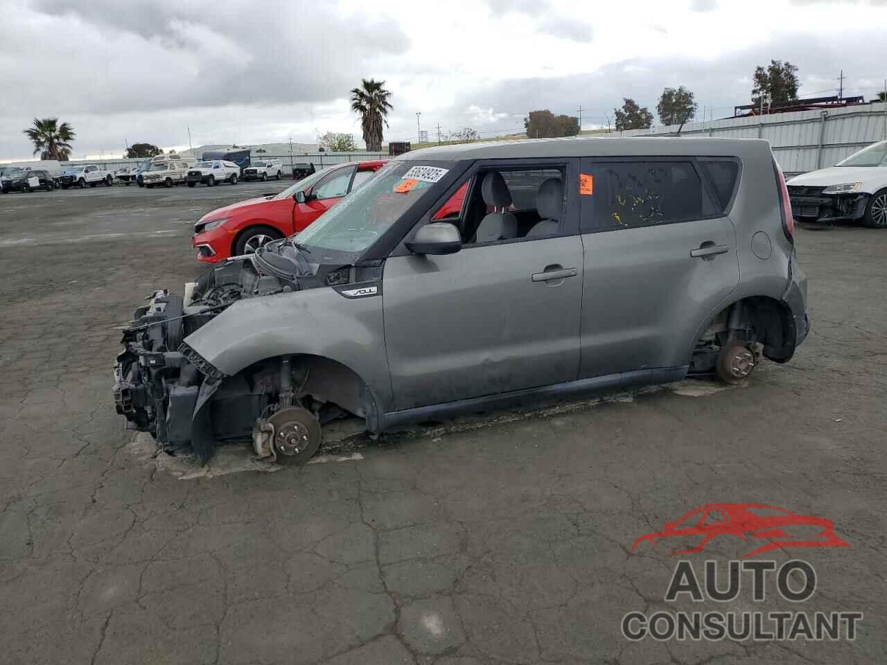 KIA SOUL 2015 - KNDJN2A2XF7153034