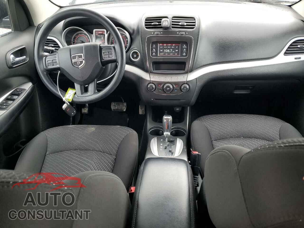 DODGE JOURNEY 2017 - 3C4PDCBG8HT532948