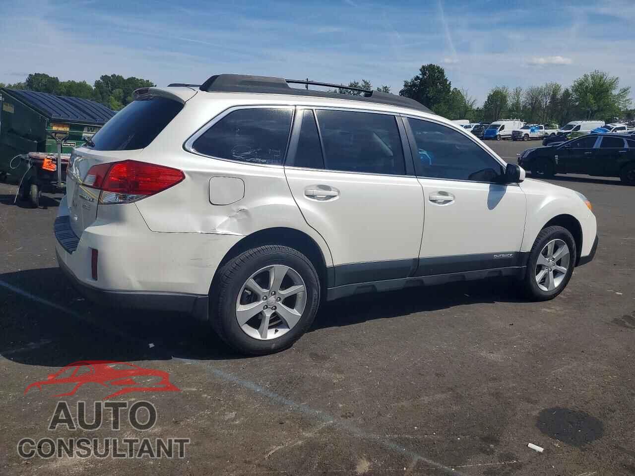 SUBARU OUTBACK 2. 2013 - 4S4BRBCC0D3209707