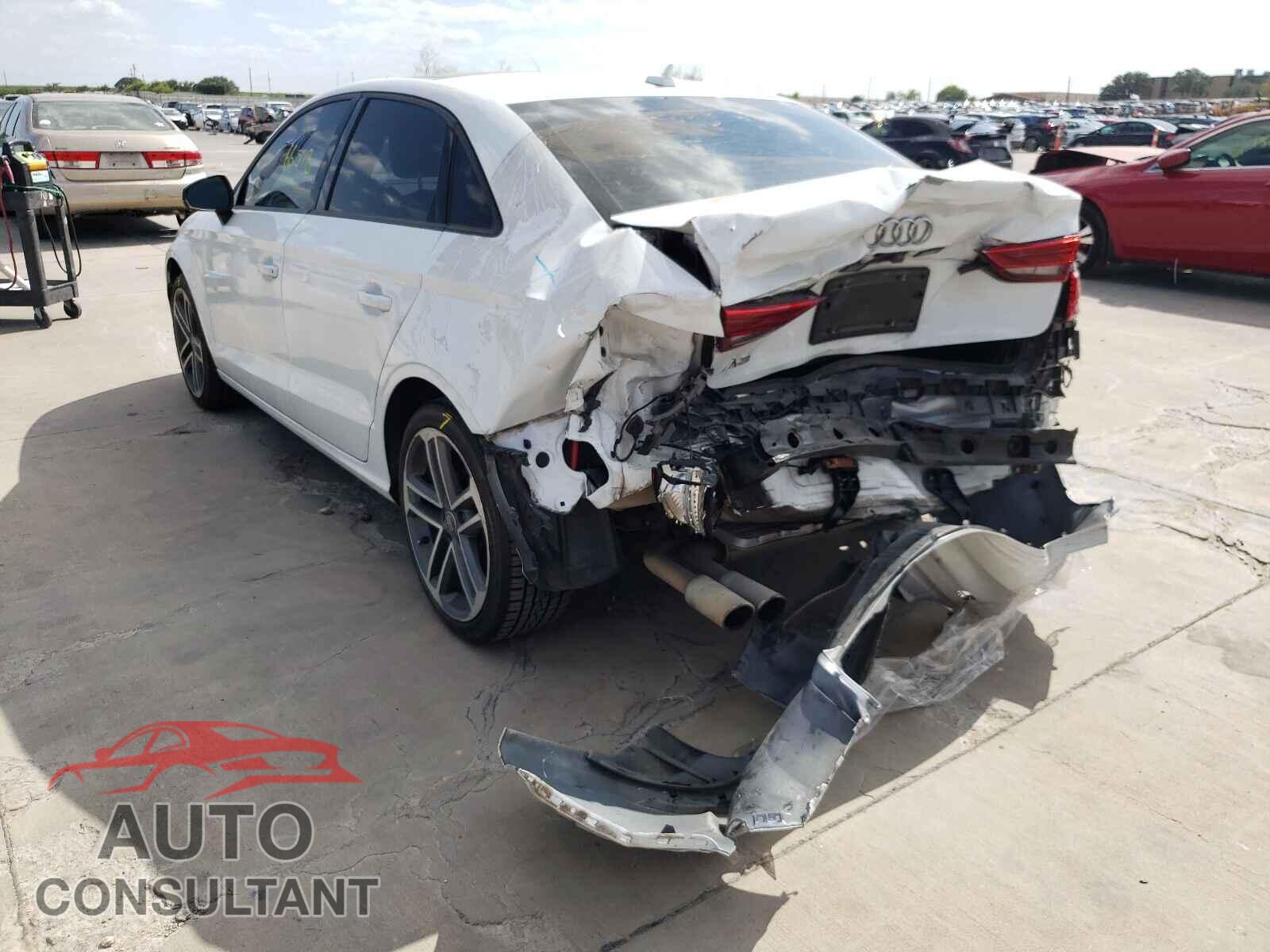 AUDI A3 2017 - WAUAUGFF4H1080662