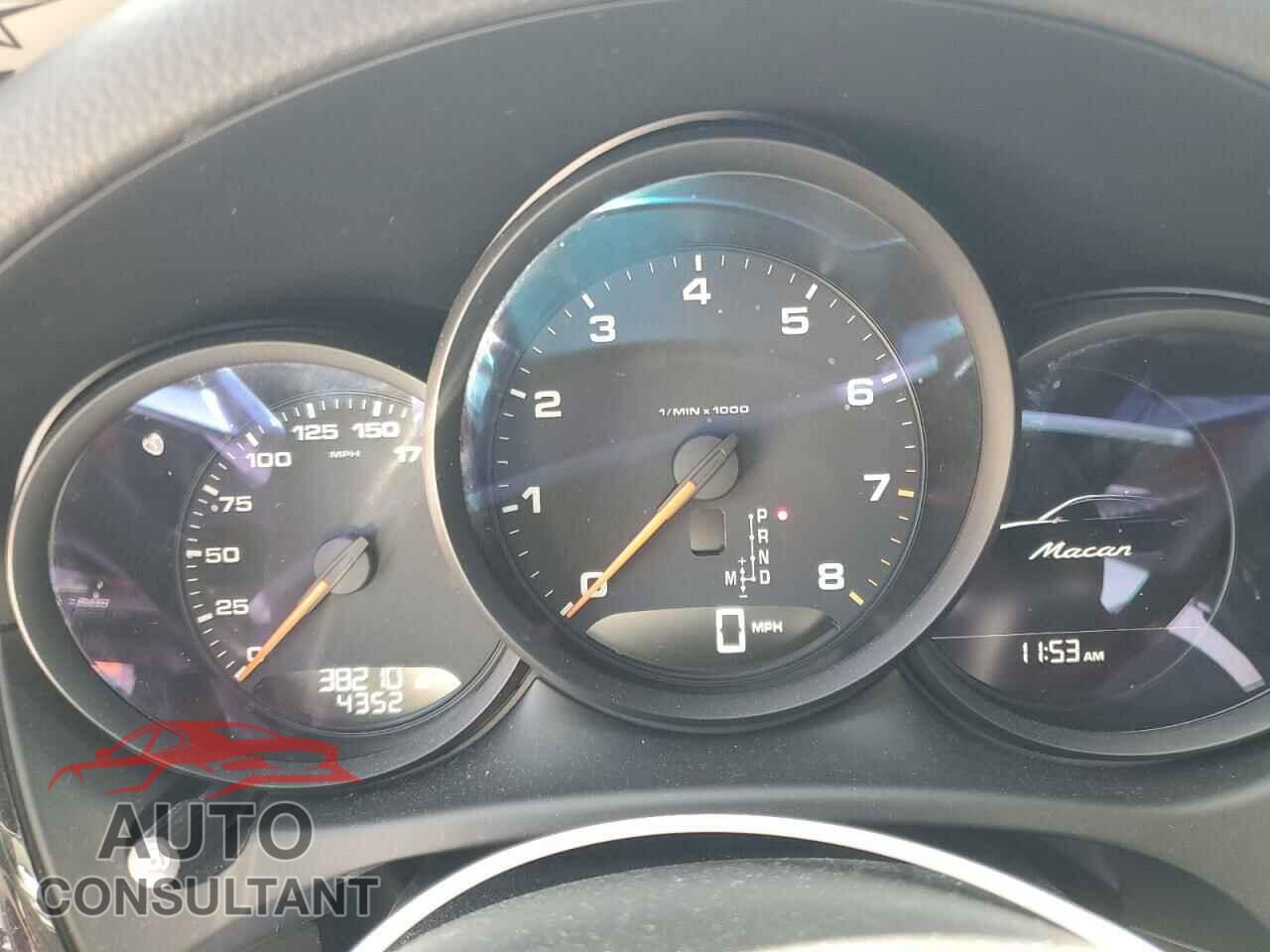 PORSCHE MACAN 2018 - WP1AA2A53JLB19294