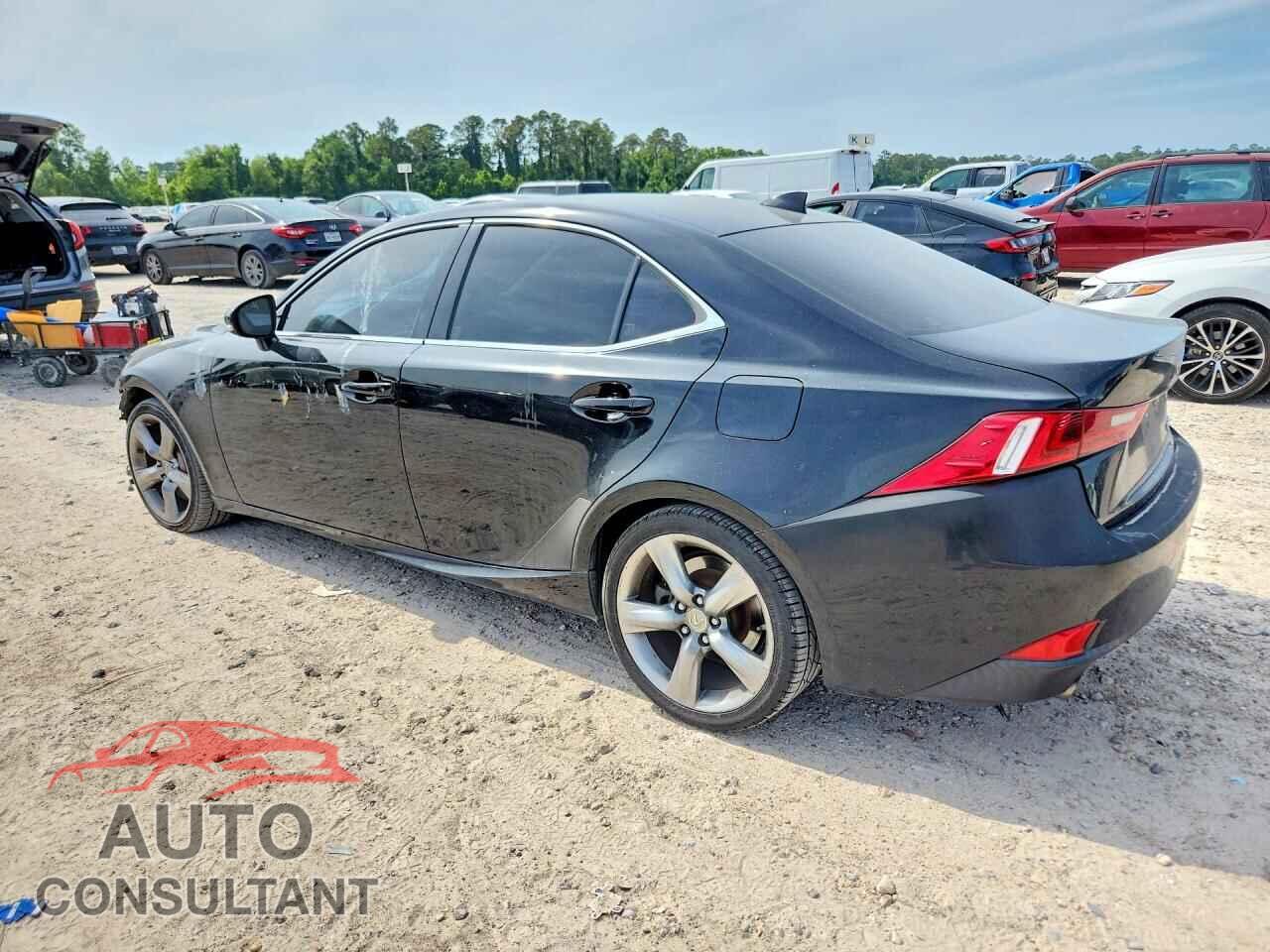 LEXUS IS 2014 - JTHBE1D25E5005179