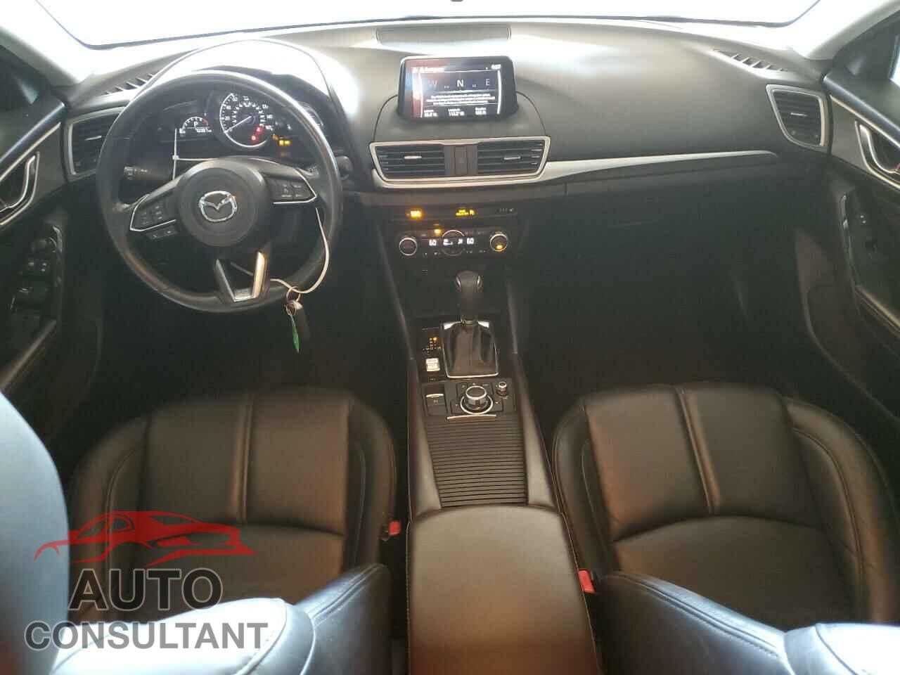 MAZDA 3 2017 - 3MZBN1L78HM118019