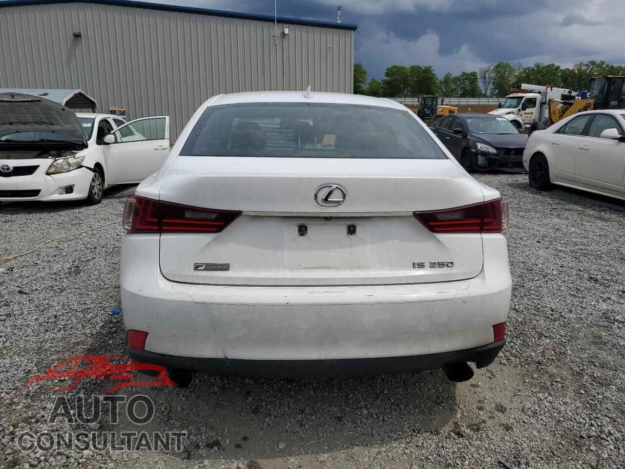 LEXUS IS 2015 - JTHBF1D26F5049996