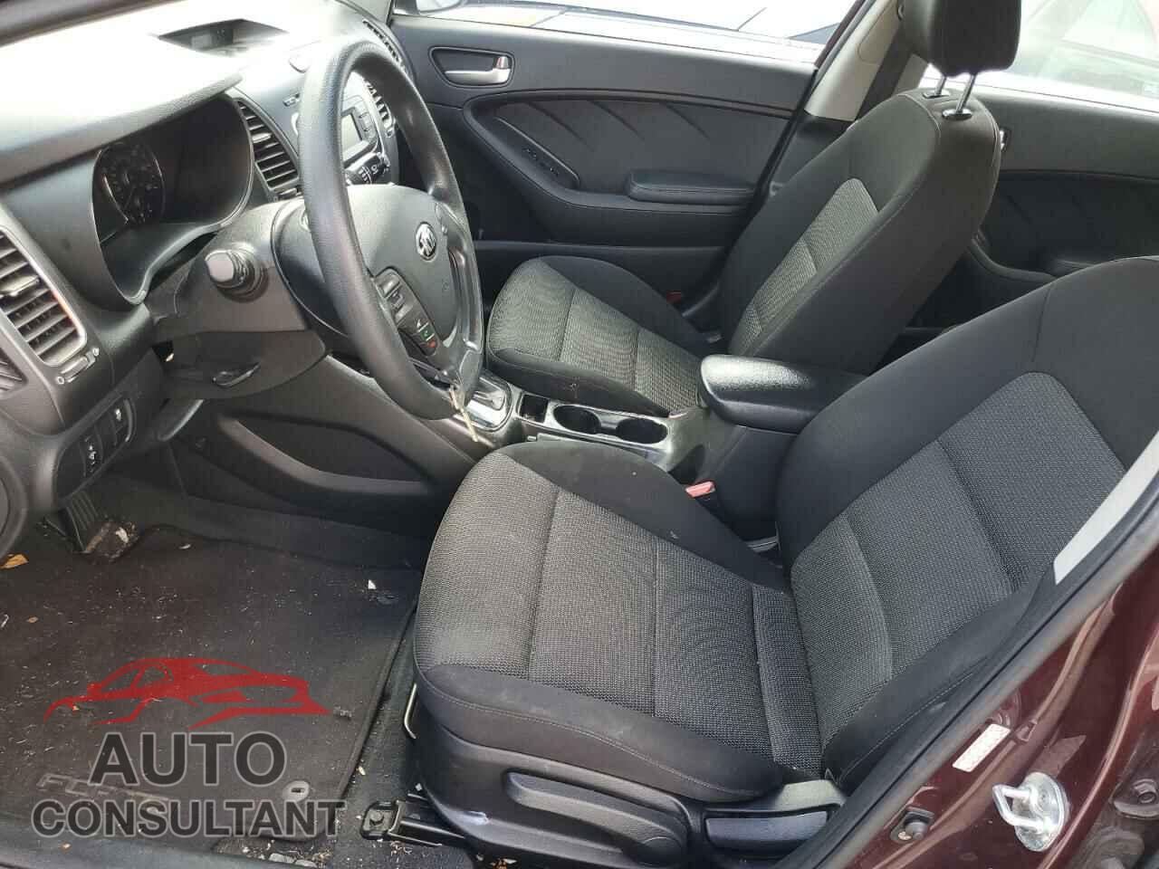 KIA FORTE 2017 - 3KPFK4A76HE040691