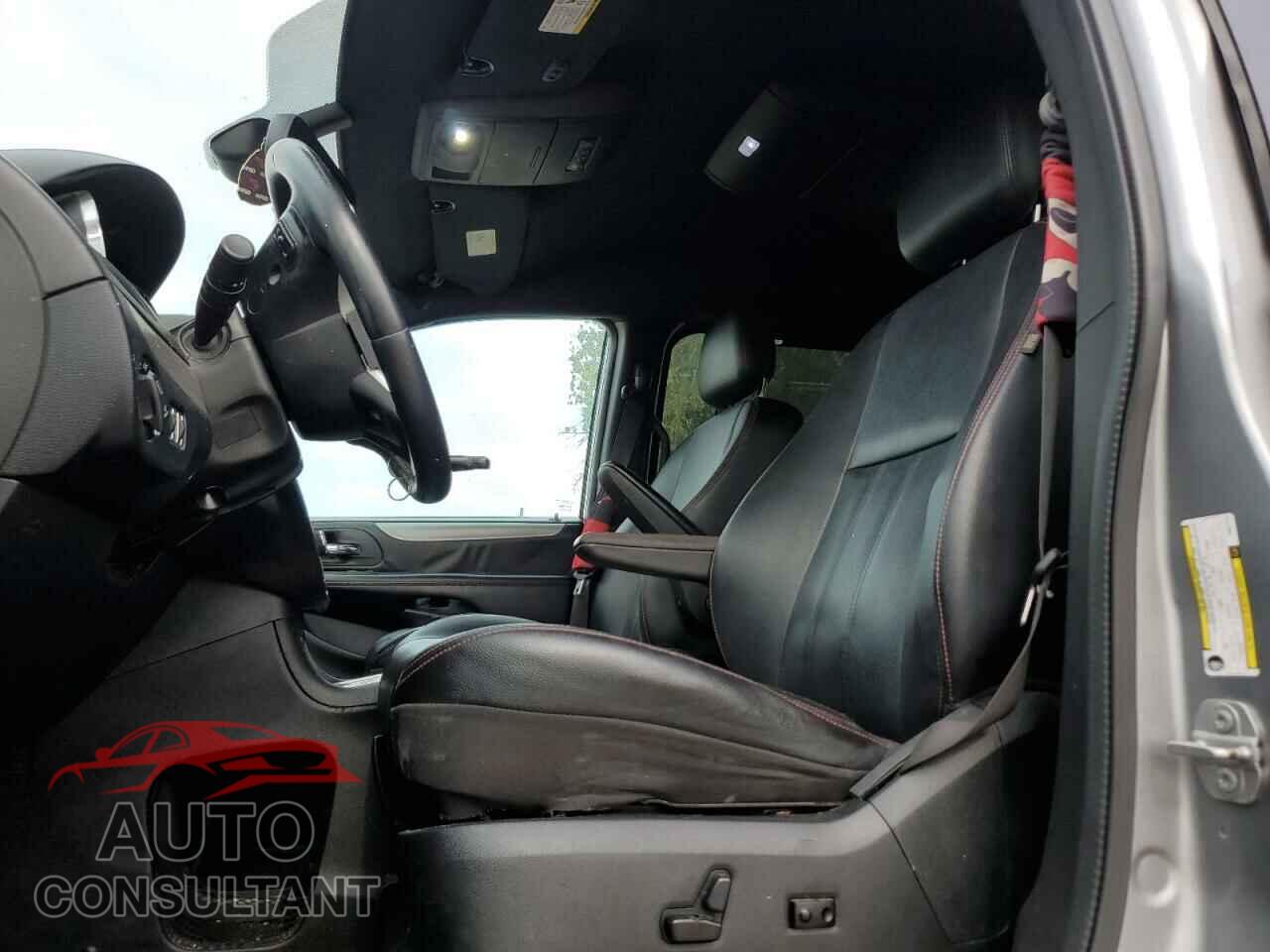 DODGE CARAVAN 2019 - 2C4RDGEG8KR661519