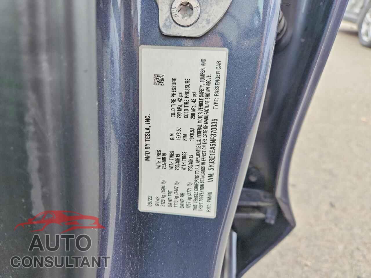 TESLA MODEL 3 2022 - 5YJ3E1EA5NF370035
