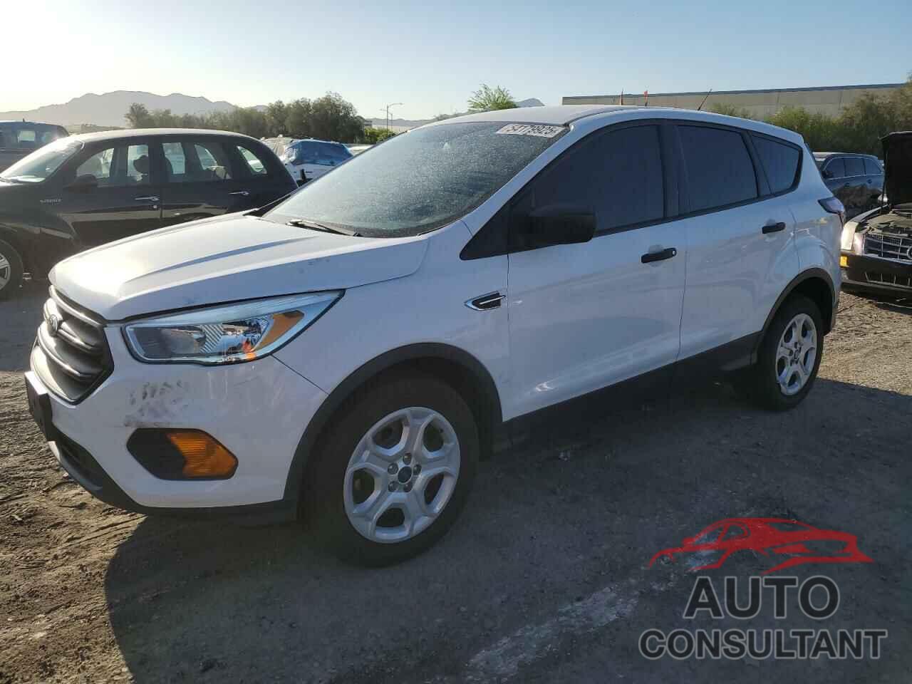FORD ESCAPE 2017 - 1FMCU0F77HUB91714
