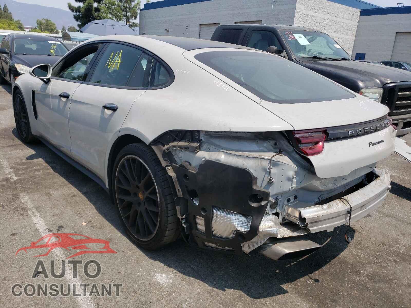 PORSCHE PANAMERA 2018 - WP0AA2A75JL116397