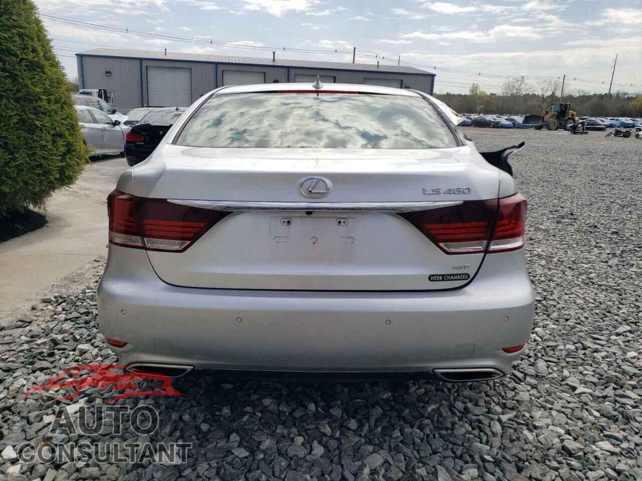 LEXUS LS460 2015 - JTHCL5EF3F5025404