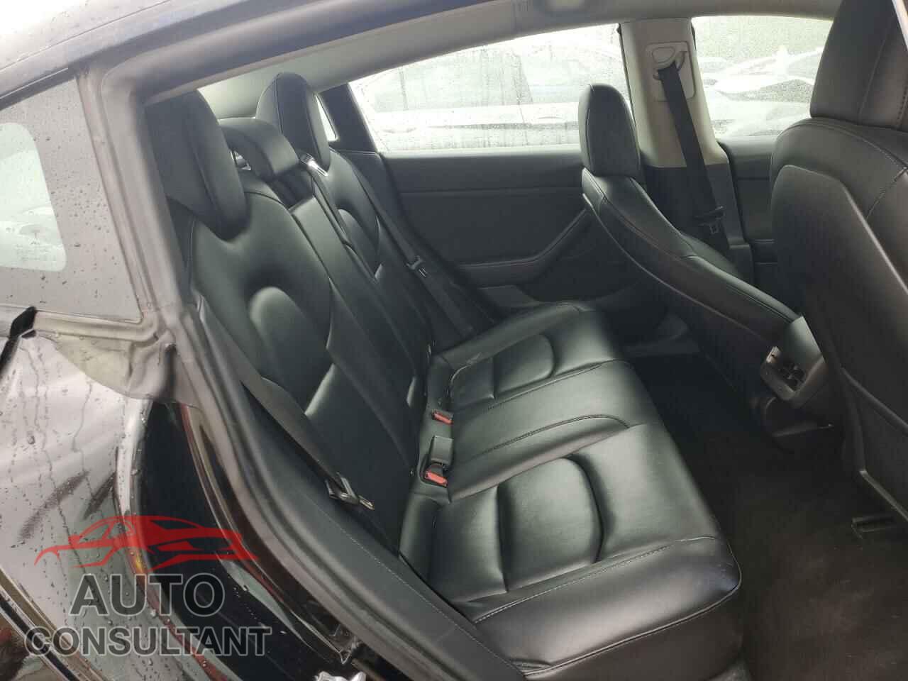 TESLA MODEL 3 2022 - 5YJ3E1EA0NF372095
