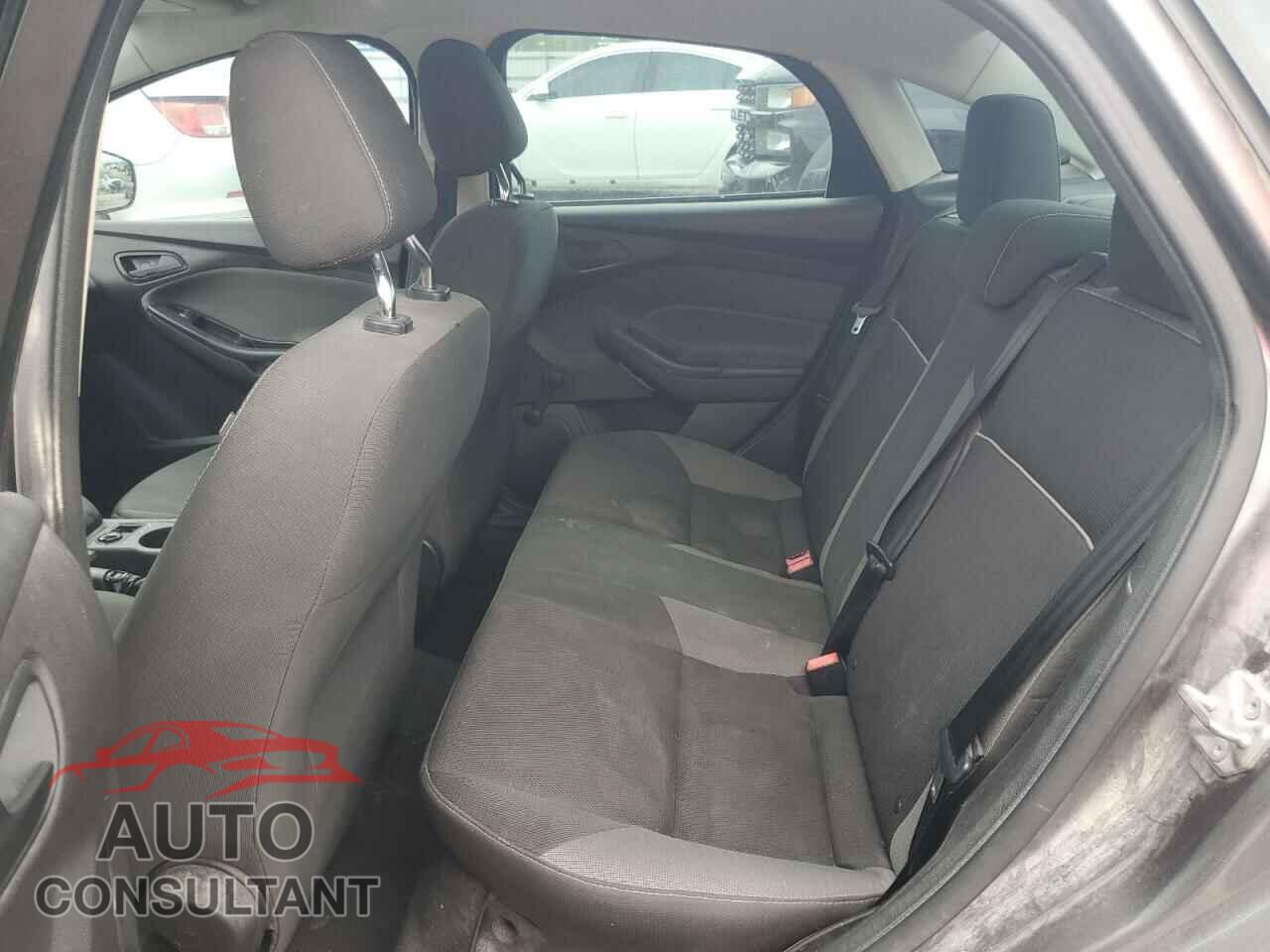 FORD FOCUS 2014 - 1FADP3E20EL167446