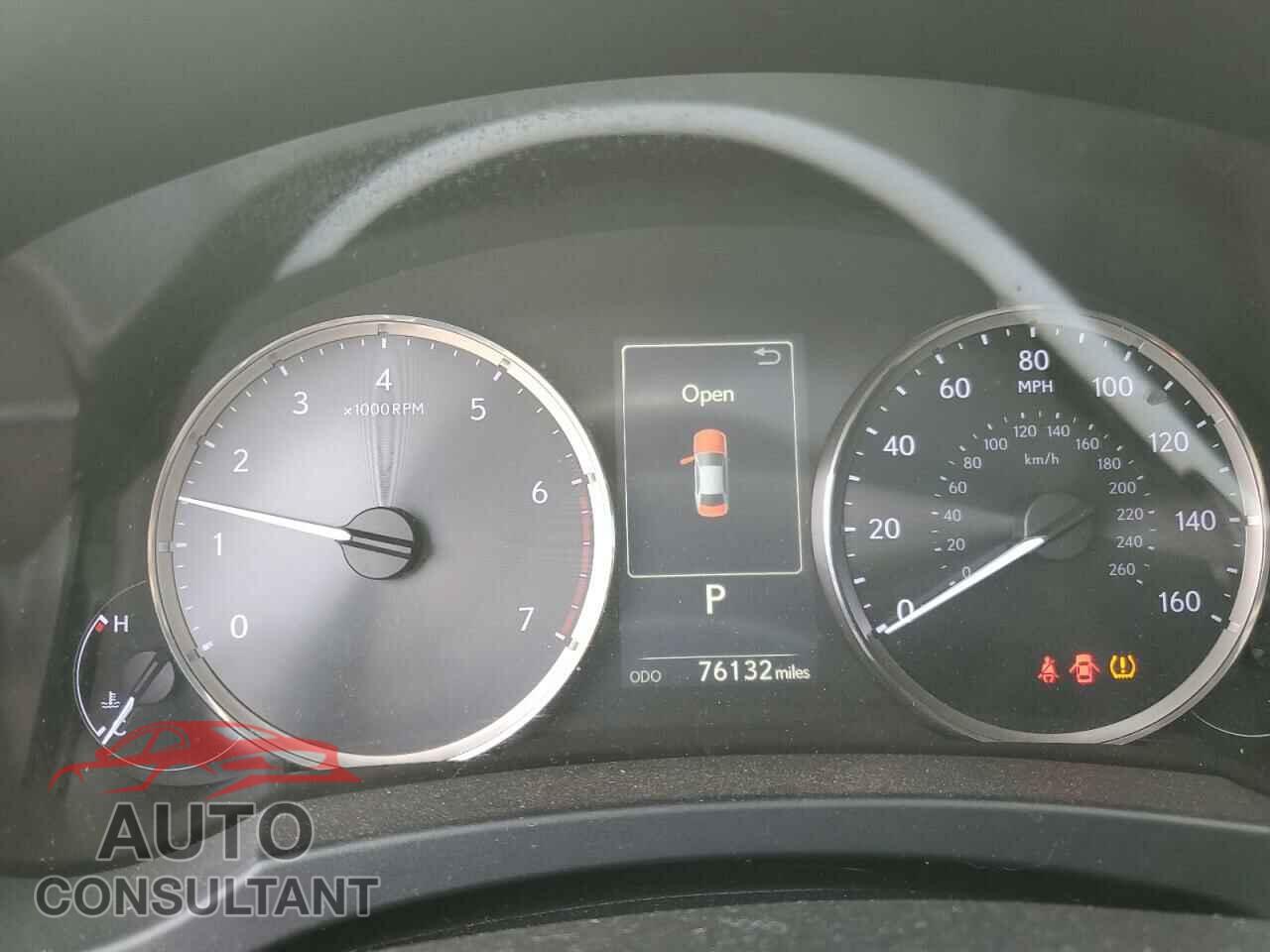 LEXUS IS 2017 - JTHBA1D28H5050097