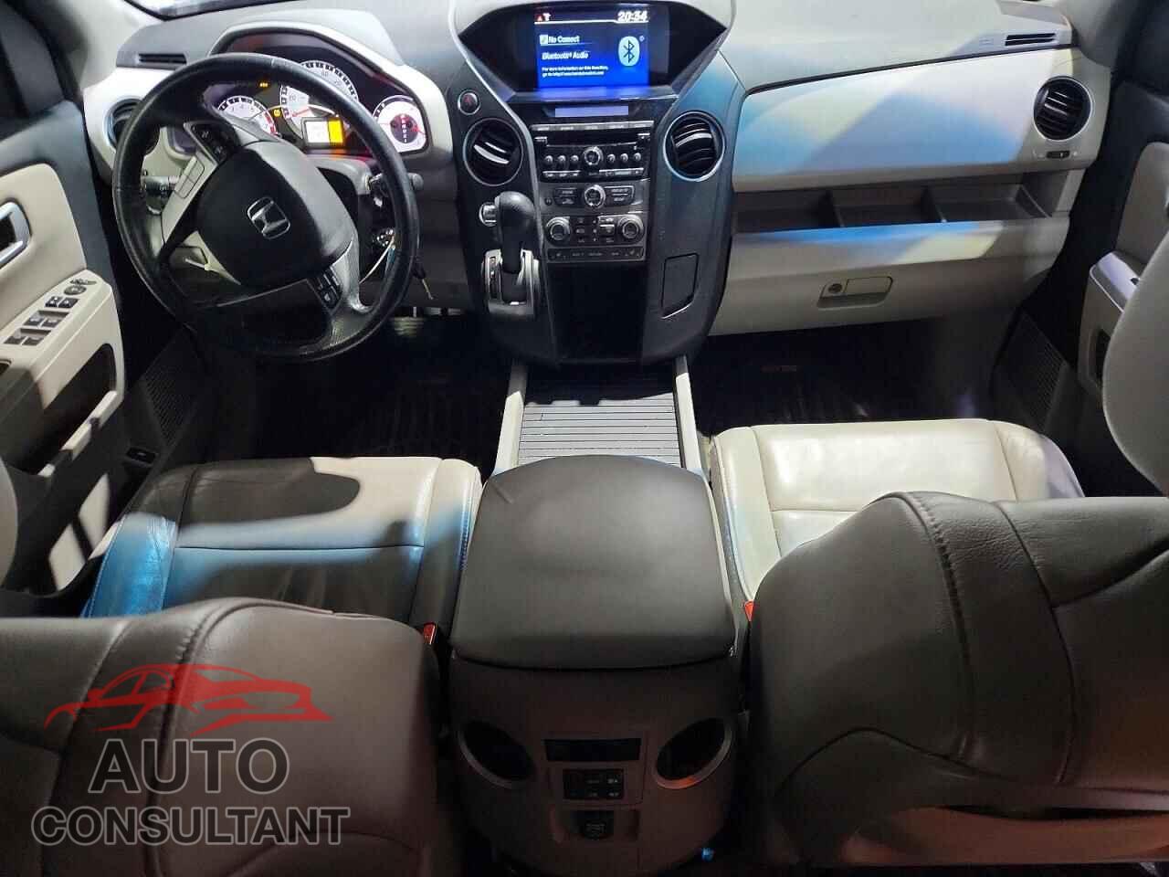 HONDA PILOT 2014 - 5FNYF4H52EB055518