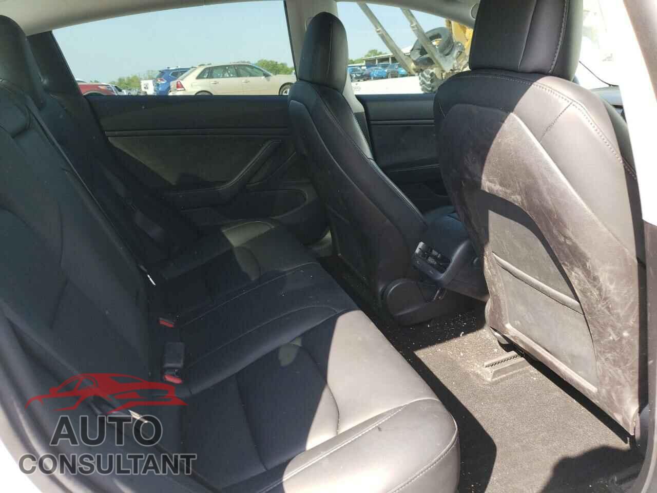 TESLA MODEL 3 2019 - 5YJ3E1EA3KF476401