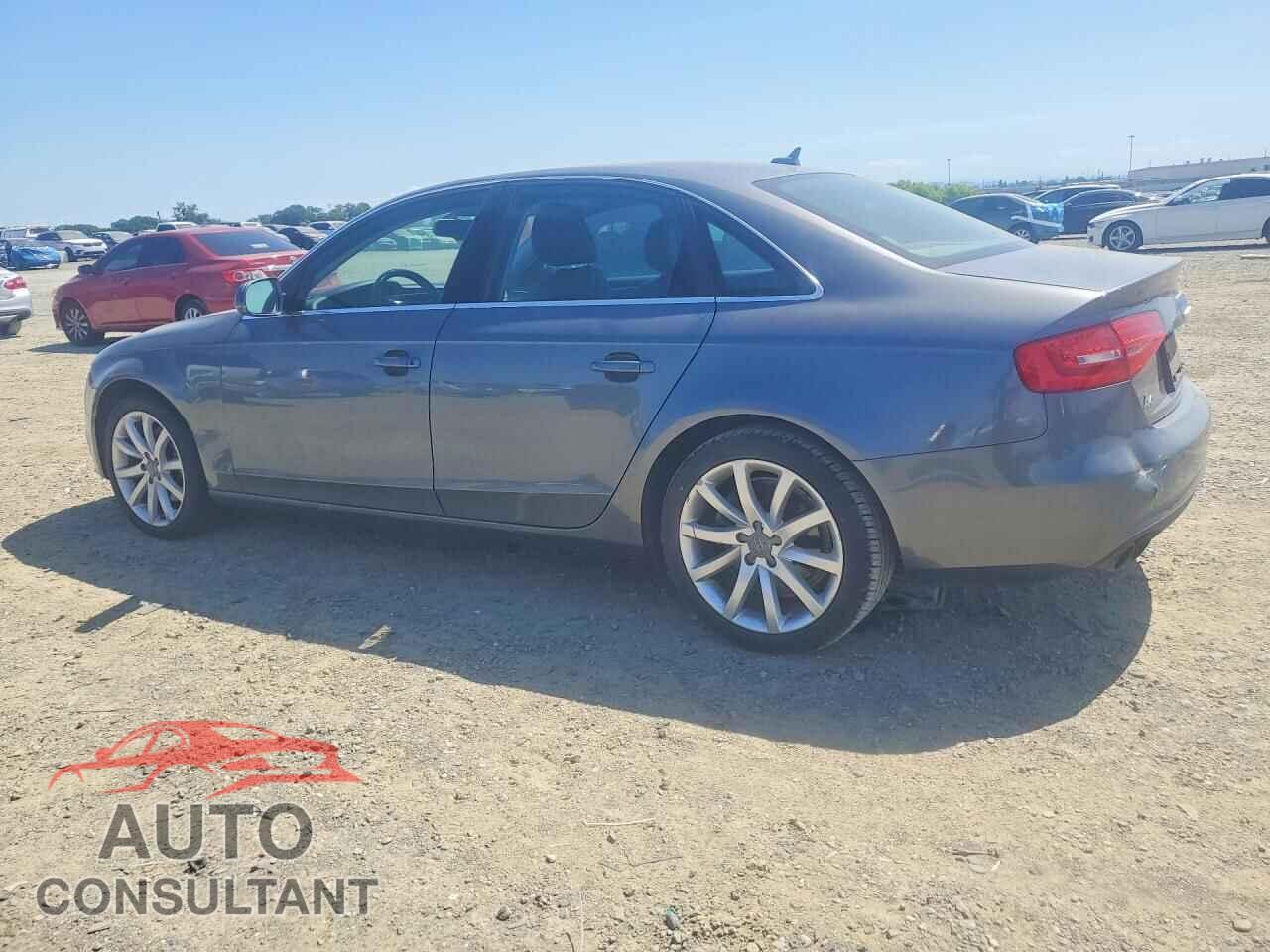AUDI A4 2013 - WAUFFAFL6DN042291