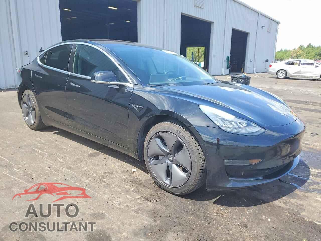 TESLA MODEL 3 2019 - 5YJ3E1EA5KF297535