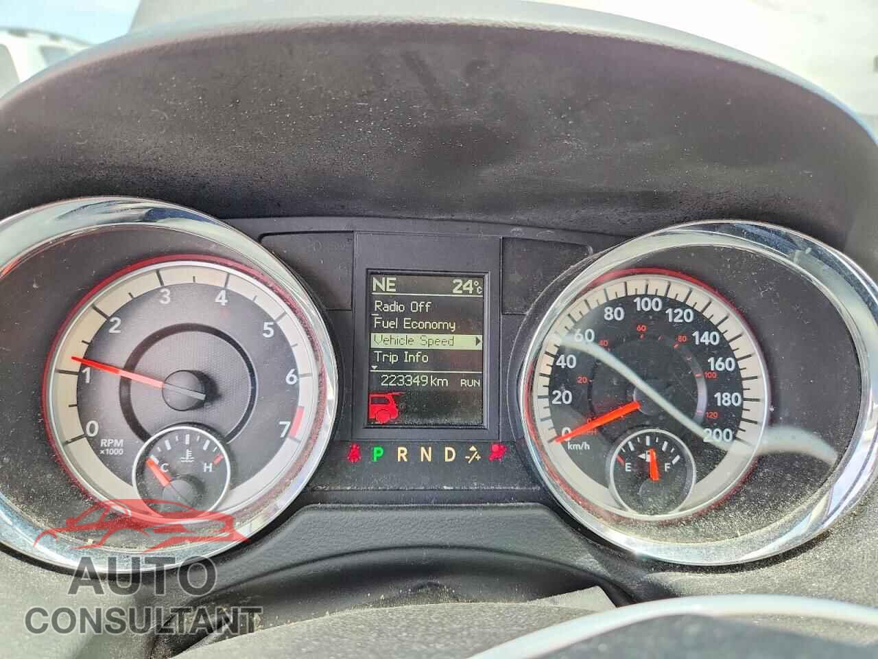 DODGE CARAVAN 2018 - 2C4RDGDG0JR179563