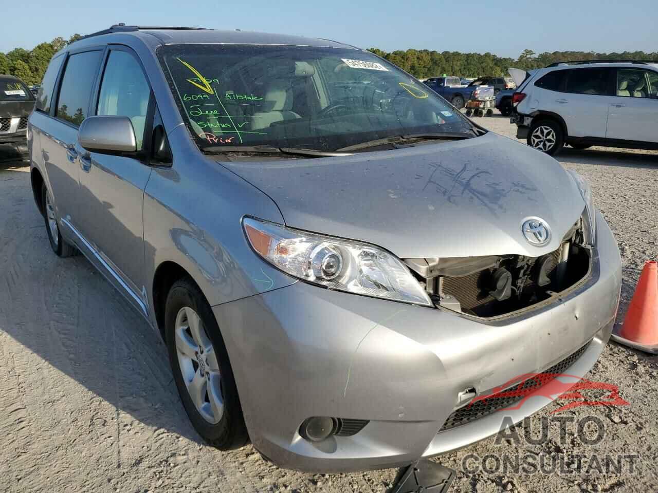 TOYOTA SIENNA 2017 - 5TDKZ3DCXHS887880