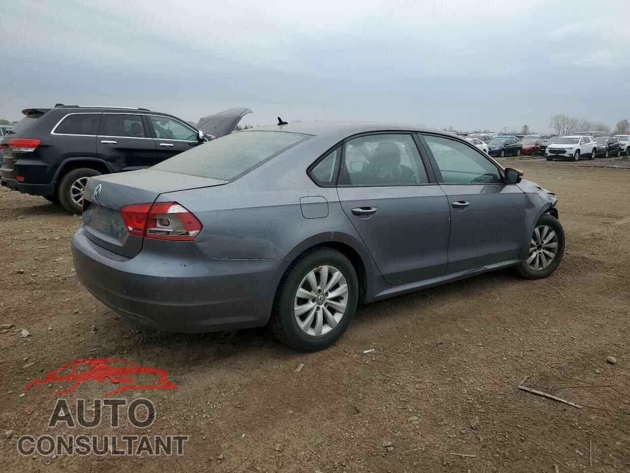 VOLKSWAGEN PASSAT 2013 - 1VWAP7A38DC048686
